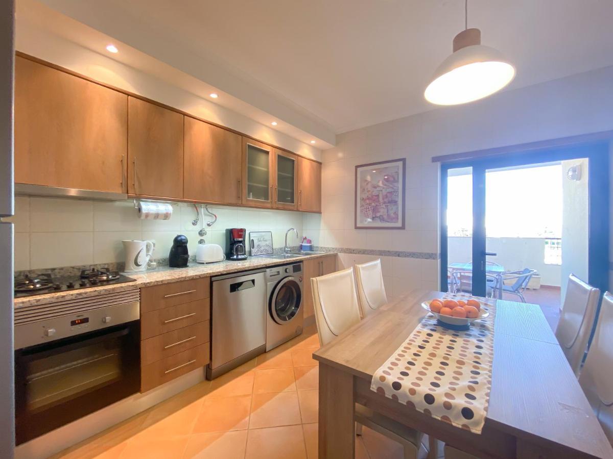 Charming Apartment With Panoramic View And Pool #1932 Lagos Luaran gambar