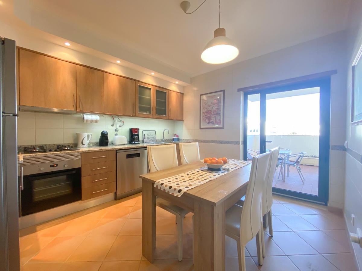 Charming Apartment With Panoramic View And Pool #1932 Lagos Luaran gambar