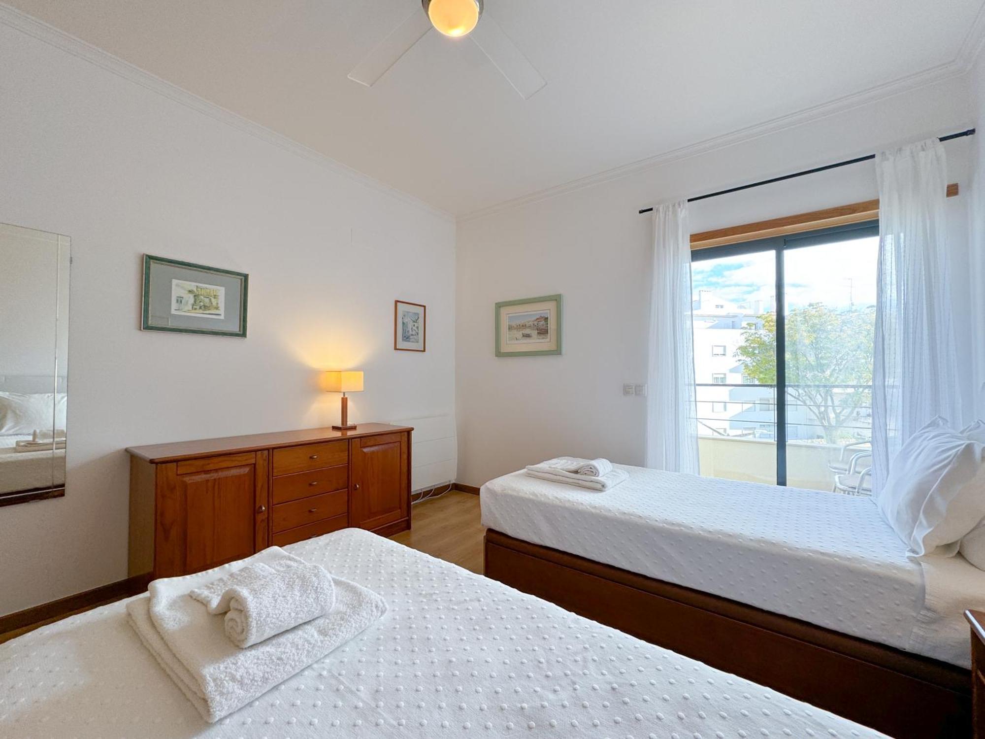 Charming Apartment With Panoramic View And Pool #1932 Lagos Luaran gambar